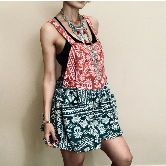NWOT Free People Palm Bay Printed Shortalls Overalls Shorts Holiday Romper S - Picture 3 of 7